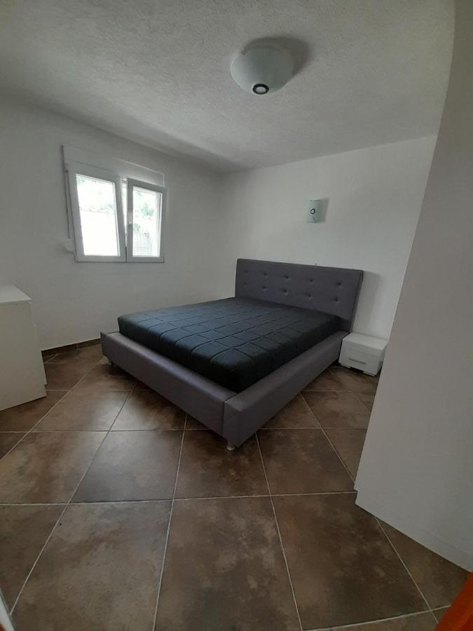 Apartmani Buena Vista Bar Zewnętrze zdjęcie