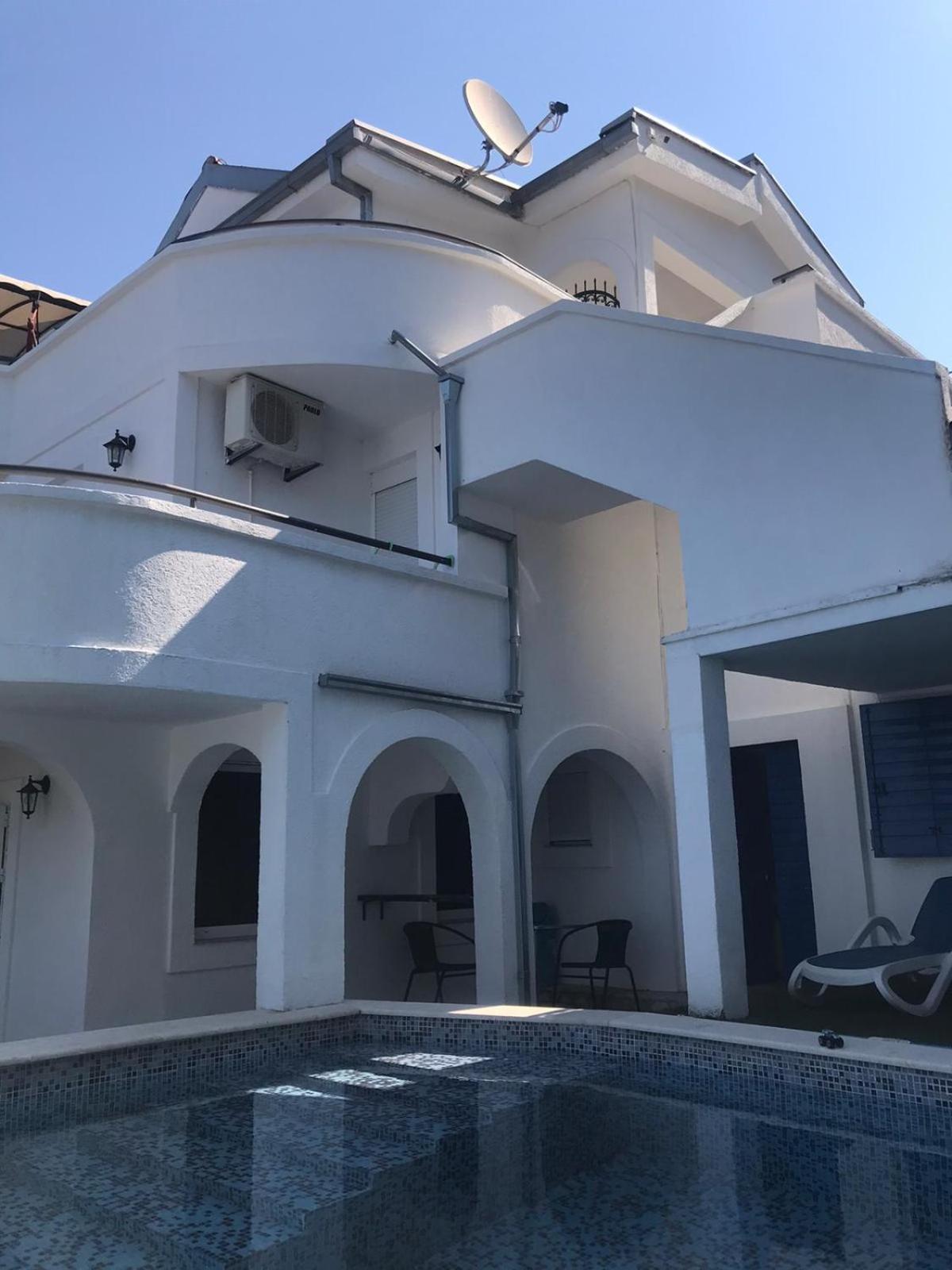 Apartmani Buena Vista Bar Zewnętrze zdjęcie