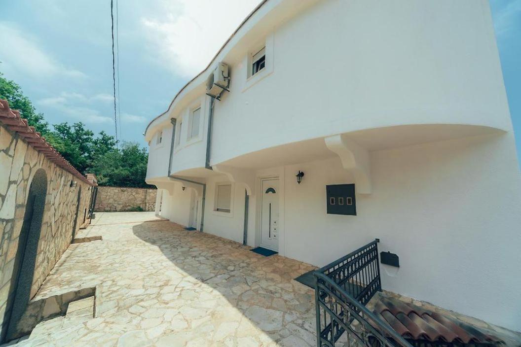 Apartmani Buena Vista Bar Zewnętrze zdjęcie